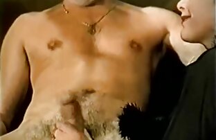 XXX ماده خودش را یک رهبر واقعی است که در زمان عكس و فيلم سكسي او دور از ساحل طولانی زده و سپس او را مجبور به منافع و پس از آن دوباره