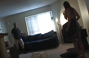 XXX بانوی خوب و جوان عكس سكسي خفن است که با وسواس تشنگی از بدن او.