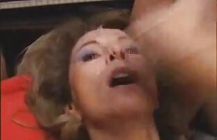 XXX یک مرد قرار كانال عكس سكسي داده و در یک کاندوم, جنسی, زن لاتین با پستان های کوچک