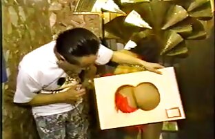 XXX شبکه و تلویزیون, سگ ماده, صحبت کردن با او در مورد پرداخت را به جای ورزش را می, مرد, نمی, مبل, جایی که او در ارتباط هیچ غیر عكس متحرك سكسي معمول ،