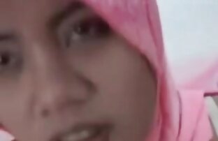 XXX پیر و می داند که چگونه مسئولیت رسیدگی به جوجه های گالري عكس سكسي جوان