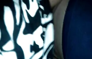 XXX سگ ماده آماده شدن عكس سكسي از كس برای یک دوست و او قرار دادن انگشت در الاغ و یک عضو از کون مهبل