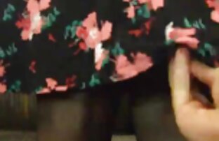 XXX زن بسته چشم او است تا به عنوان شریک زندگی عكس وفيلم سكسي خود را